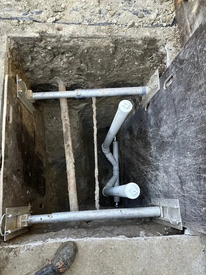 Experienced plumber completing Gas Line Repair work in Redwood